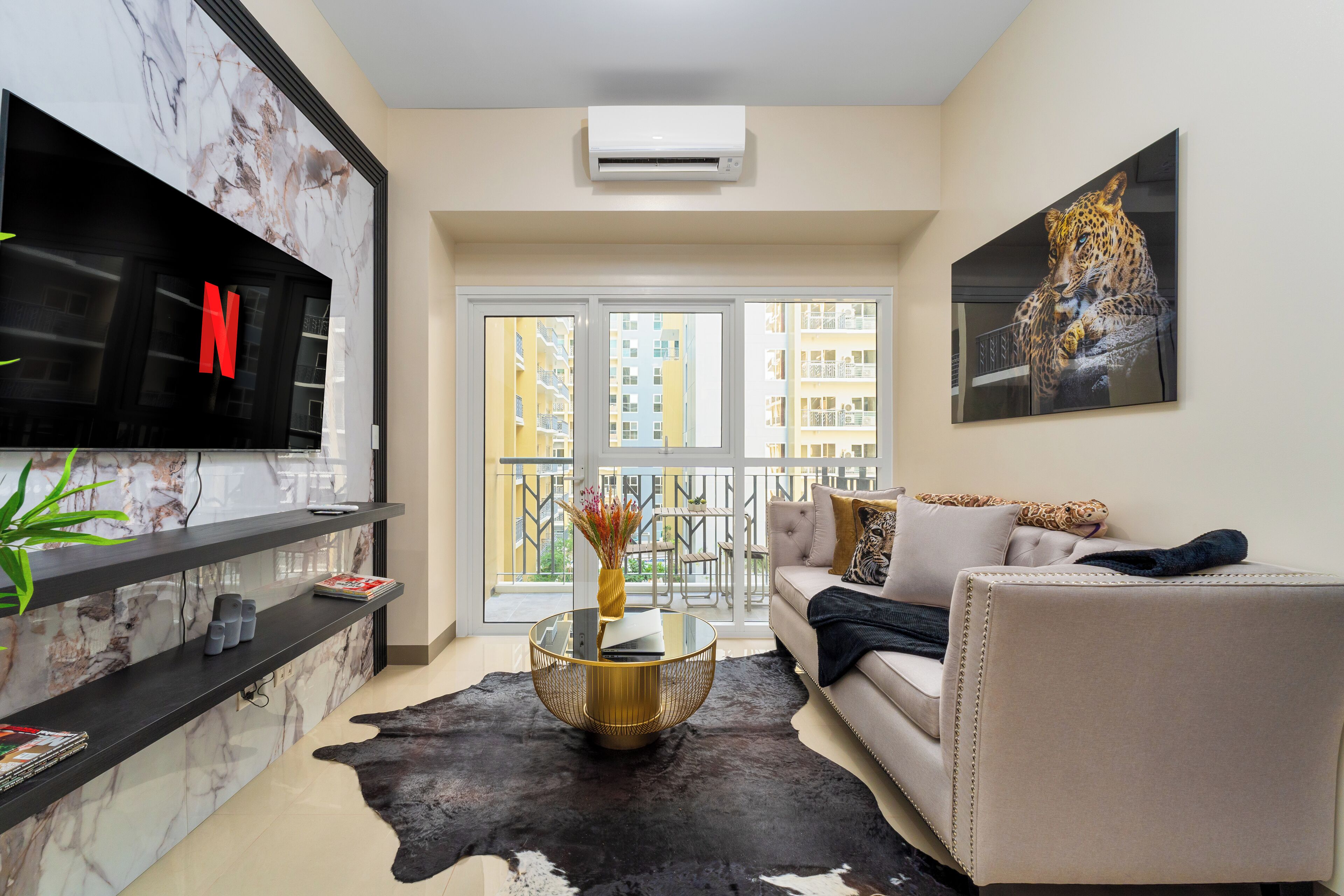 Appartement Deluxe | Coin séjour | TV connectée