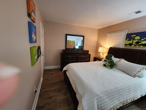 4 habitaciones, tabla de planchar con plancha y wifi gratis