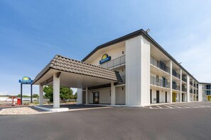 Exterior - Days Inn by Wyndham Farmington NM (Farmington)