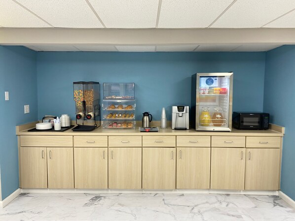 Frokost på farten er inkludert hver dag