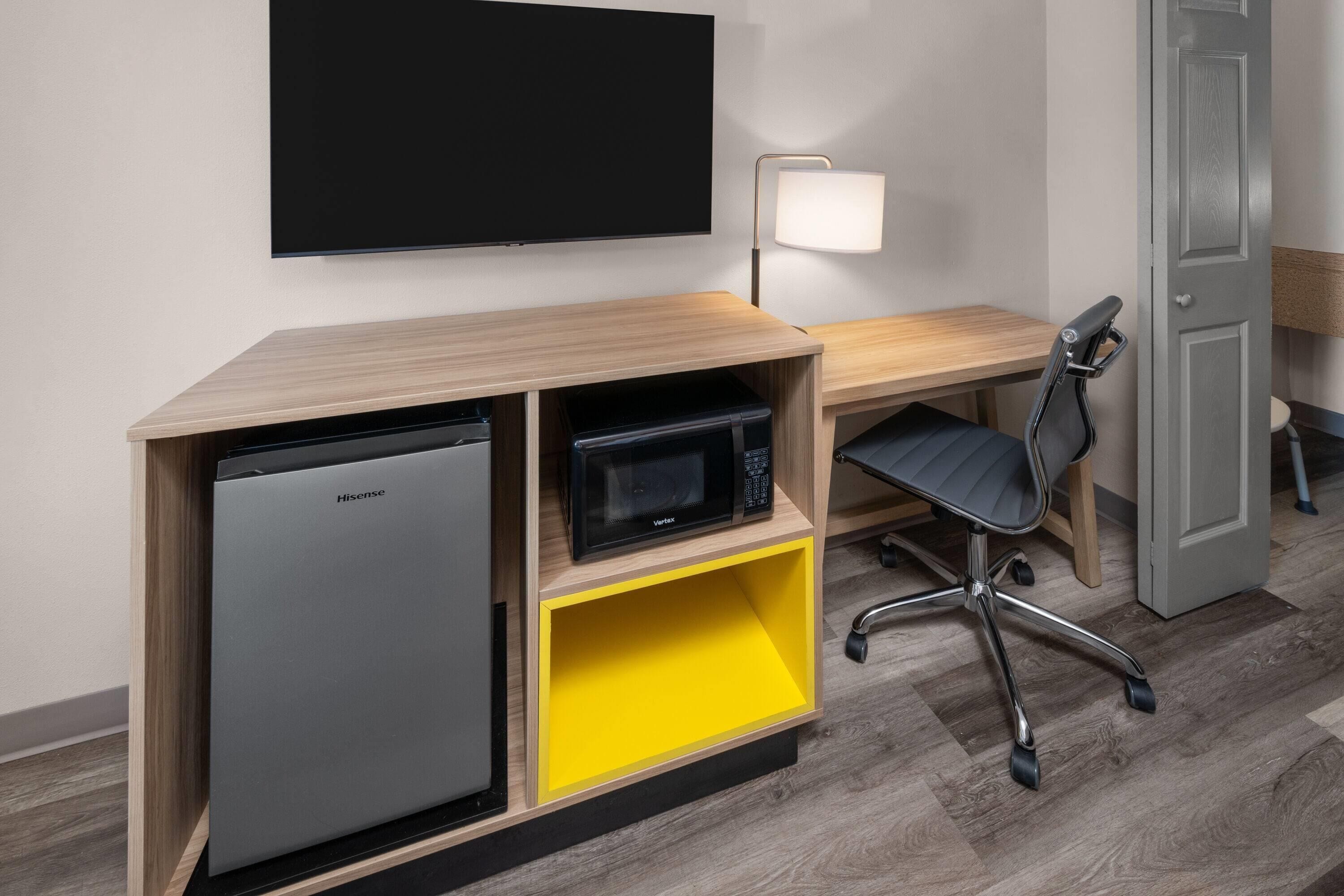 Room, 2 Double Beds, Mobility Accessible, Non Smoking (Bathtub w/ Grab Bars) | Desk, laptop workspace, free WiFi, bed sheets