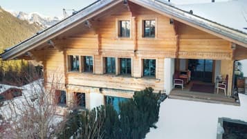 Chalet | Exterior