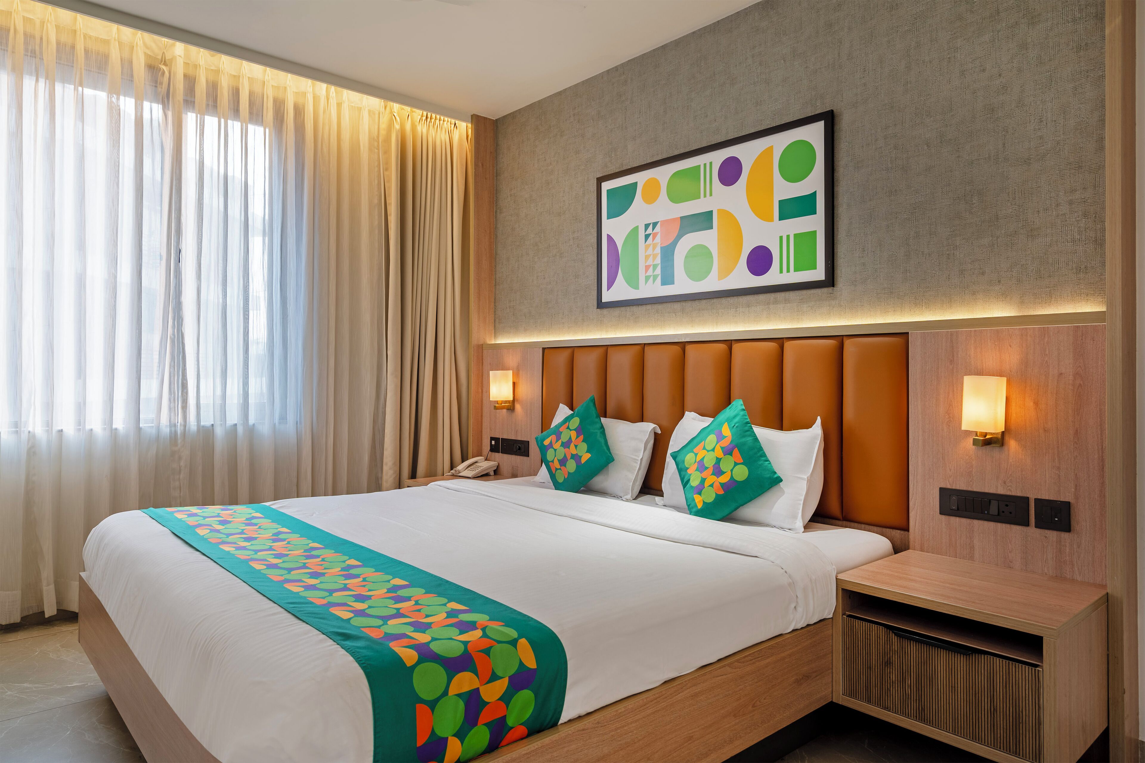 Deluxe Room | Individually furnished, desk, blackout curtains, iron/ironing board