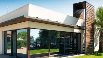 Nhà | Ngoại thất