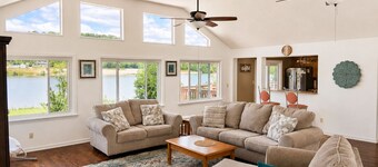 Waterfront Cabin | Near ARK | Large Family Retreat