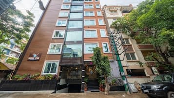 Bagian depan properti