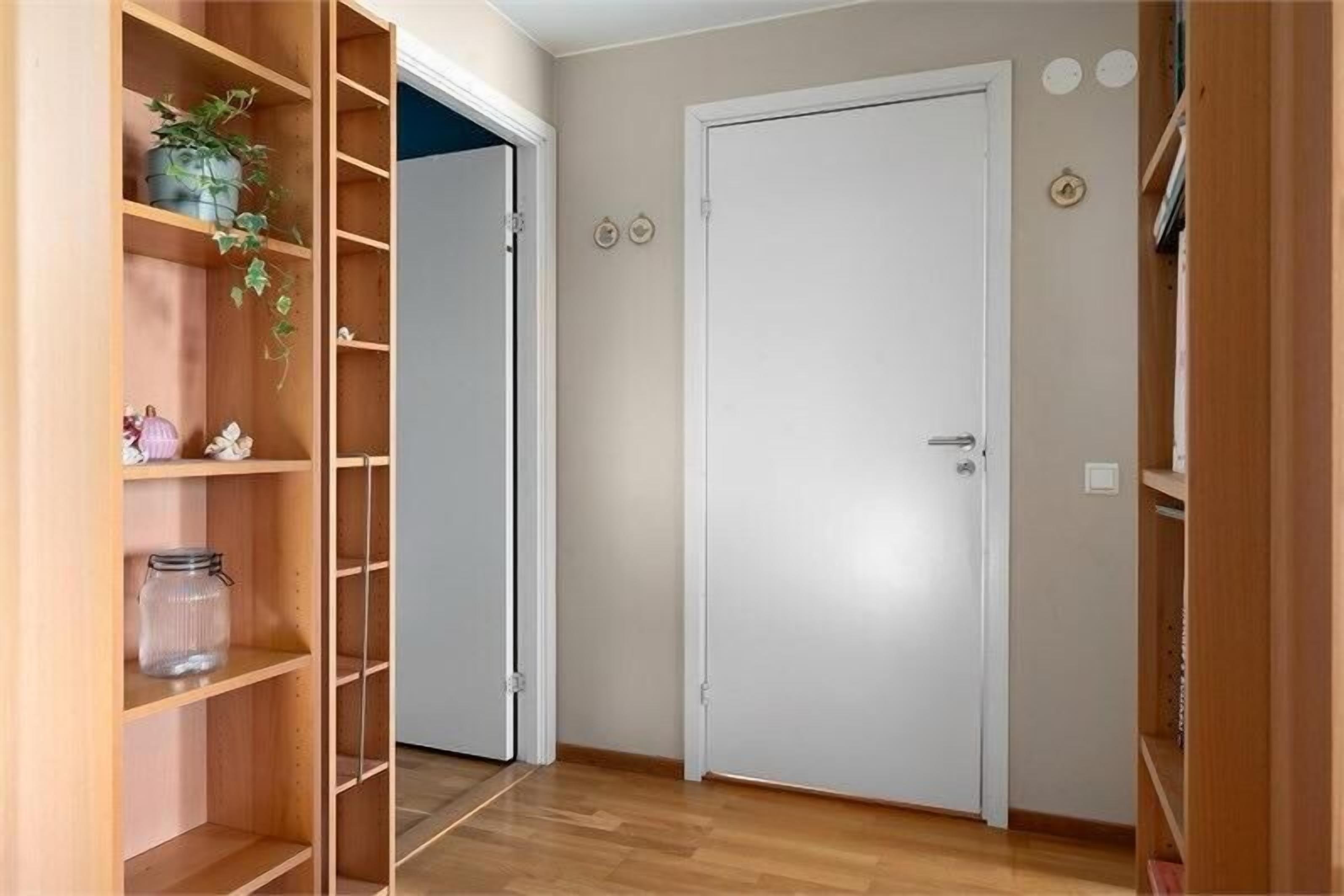 Photo - 5-Bed-Rooms House with Jacuzzi, Free Parking, and 2 Toilets-Bath in Malmö