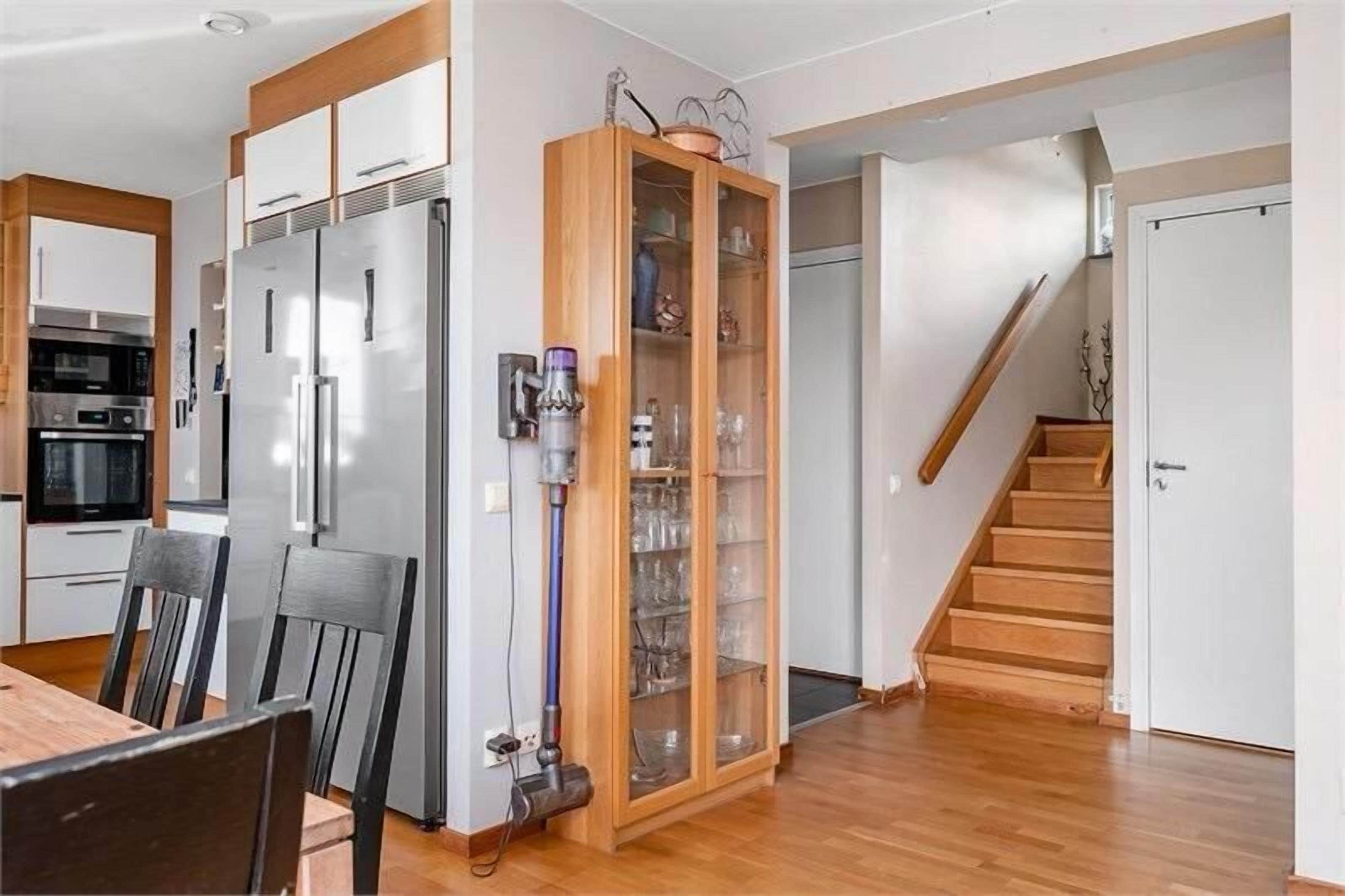 Photo - 5-bed-rooms House With Jacuzzi, Free Parking, and 2 Toilets-bath in Malmö