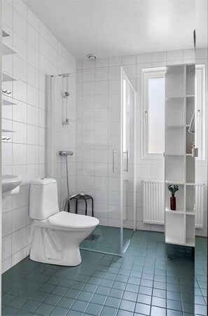 Hus - 5 soveværelser - balkon | Badeværelse