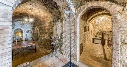 Torre Del Melograno With Heated Pool