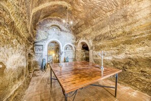 Villa, 4 Bedrooms, Private Pool | Interior