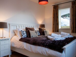 4 bedrooms, internet