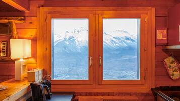 Réfrigérateur, micro-ondes, four, lave-vaisselle