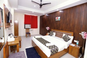 Luxe tweepersoonskamer | Dineren op de kamer