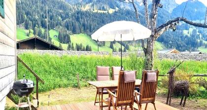 Cosy Chalet With Garden