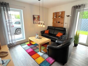 Smart TV - Vacation apartment "Calypso" Papenburg 2 bedrooms Free Wifi (Papenburg)