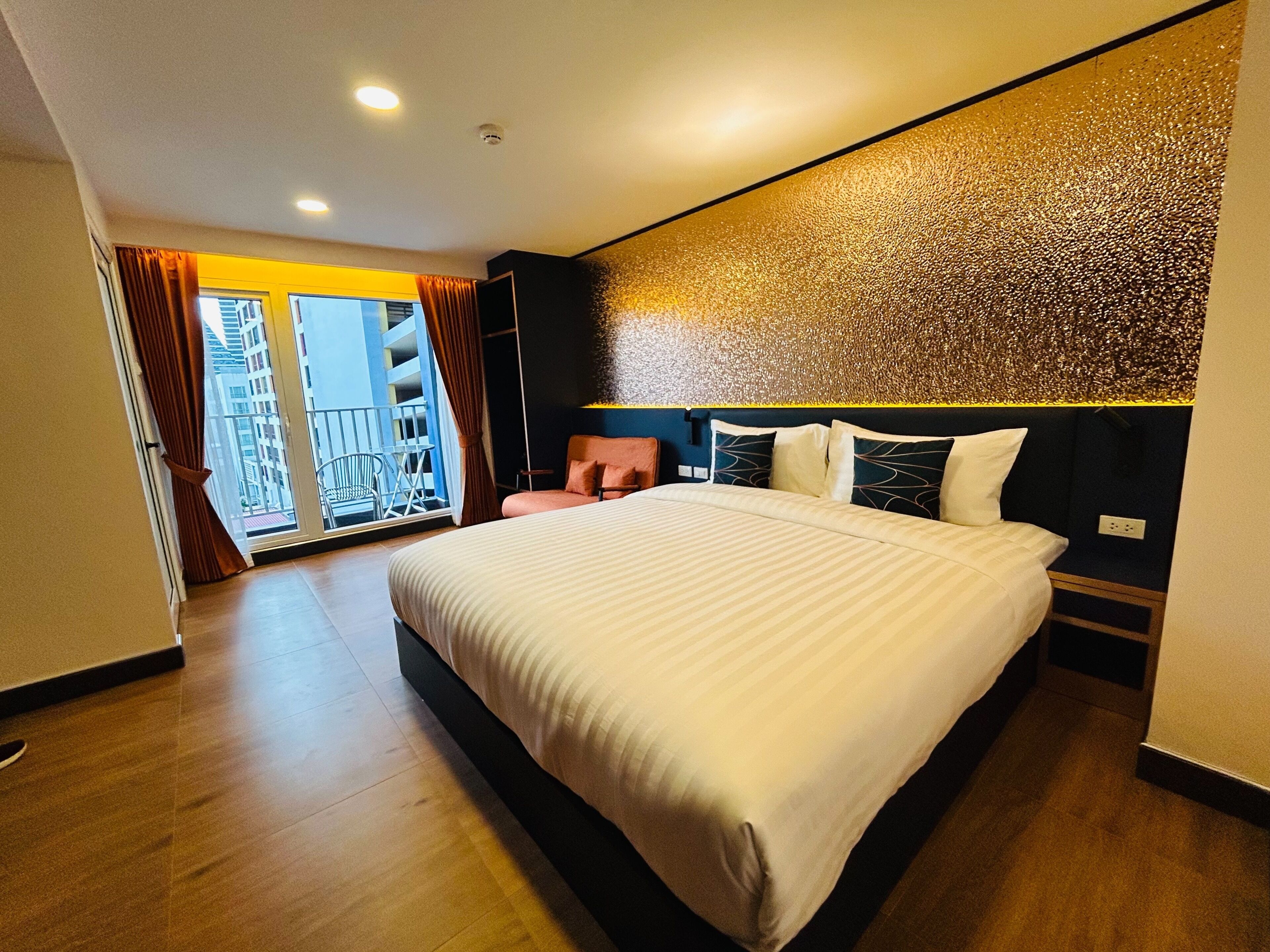 Photo - Emiri Hotel - Nana Bangkok