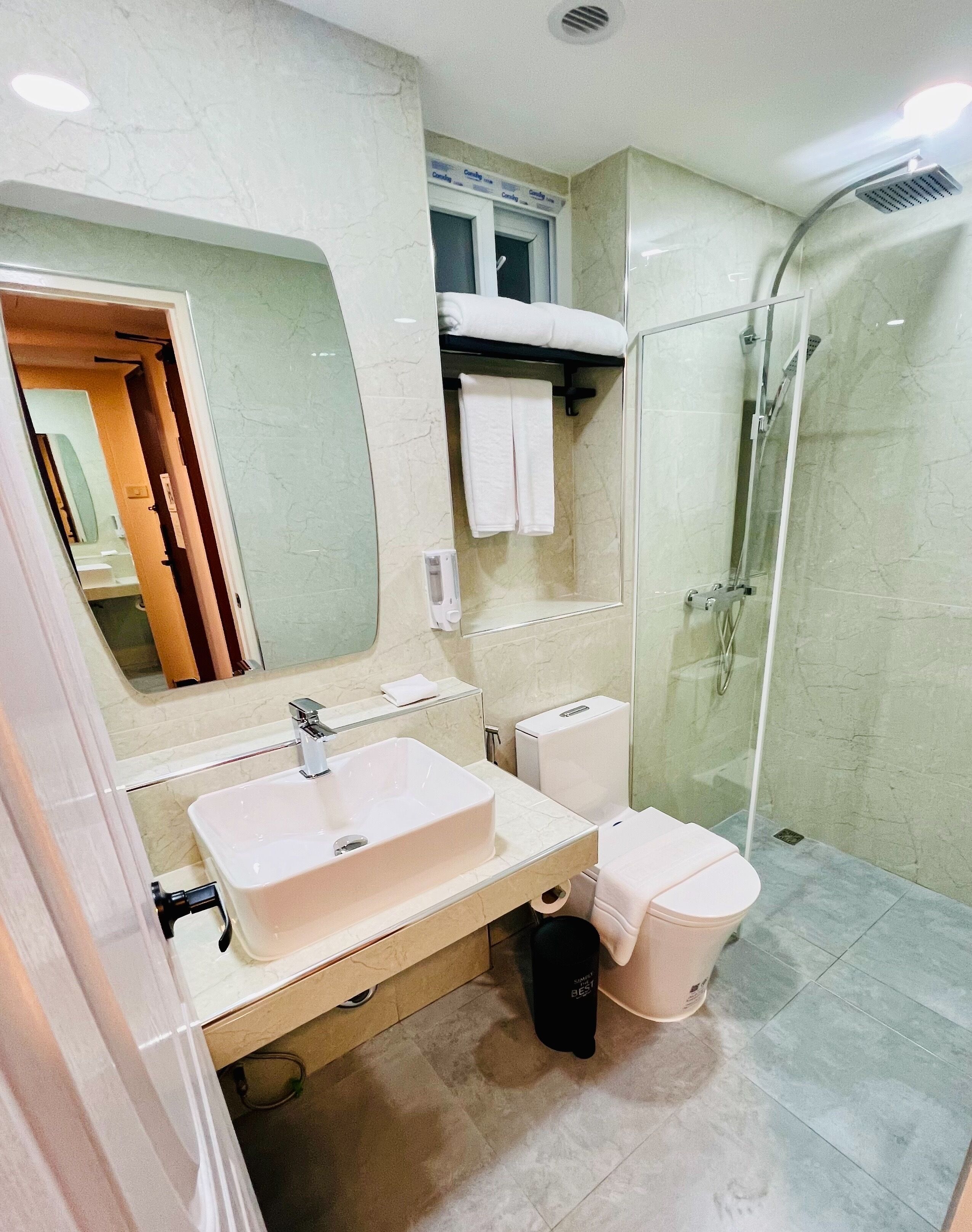 Deluxe Room | Bilik Mandi | Pancuran mandi, hulu semburan mandi hujan 