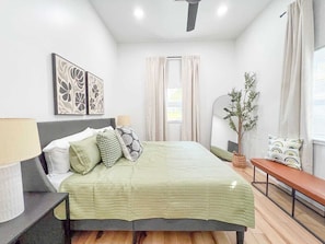 1 habitación, escritorio, wifi gratis y ropa de cama