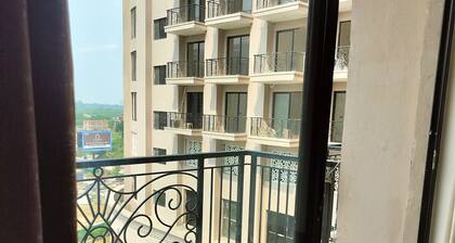 Dahlias : A perfect studio with every facility