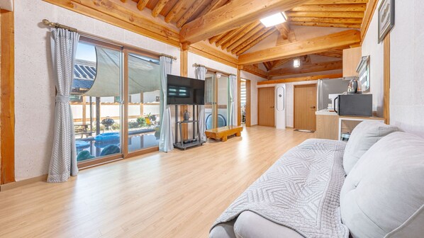 Basic Room, 1 Bedroom (2Dong Gowibong)