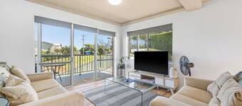 Your Beachside Getaway