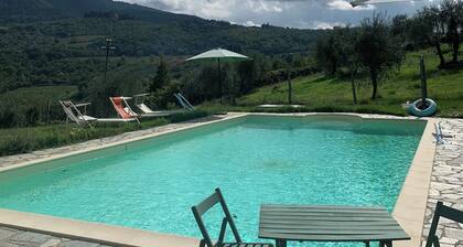 Apartment on 2 floors & private pool for 2 +2