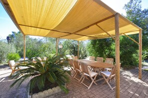 Family House, Multiple Bedrooms, Sea Facing (Villino Saline) | Outdoor dining - Villino Saline (Orbetello)