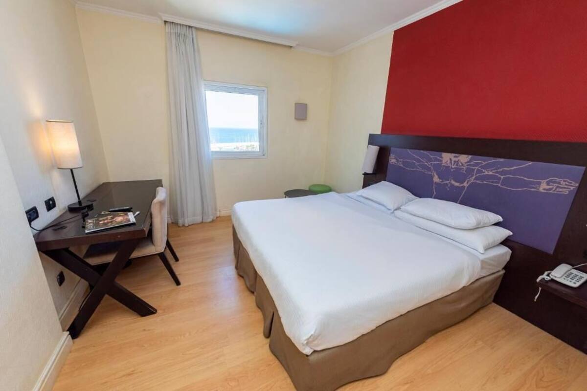 Basic Double Room, Beach View