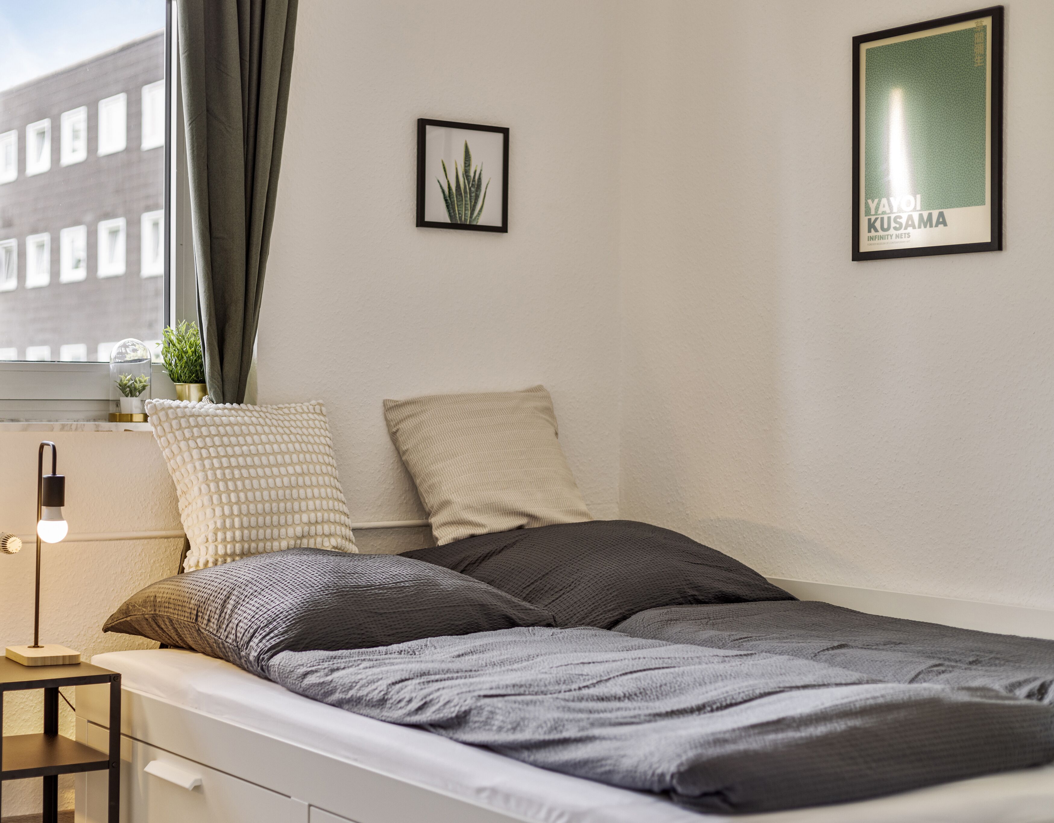 1 slaapkamer, een strijkplank/strijkijzer, wifi, beddengoed