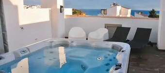 Flat Maravista Burgau - Duplex with private rooftop with Jacuzzi