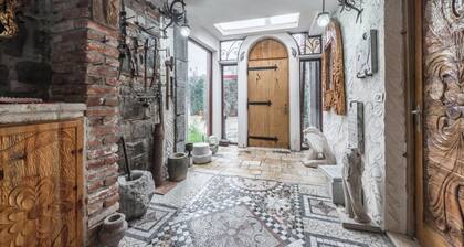 Kanuni - Authentic Albanian House