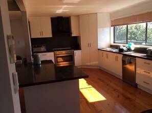 Private kitchen - newly renovated big double. 4 bed 2 bathroom home. Cape Woolamai. (Cape Woolamai)