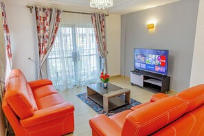 Appartement Duplex Supérieur, balcon, vue ville | Coin séjour