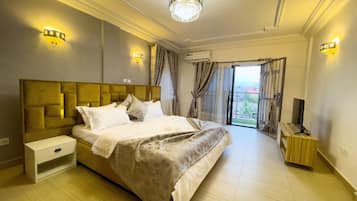 Superior Duplex, Balcony, City View | 2 bedrooms, in-room safe, laptop workspace, soundproofing