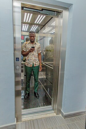 Reception - G&G Residency (Douala)