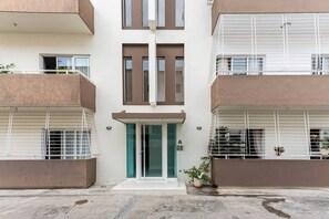 Departamento, 3 habitaciones, balcón | Detalle exterior