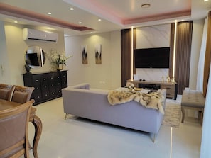 Apartment, 3 Bedrooms, Balcony | Room amenity