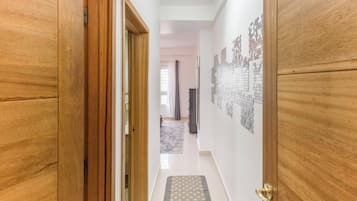 Apartment, 3 Bedrooms, Balcony | Interior