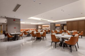 Restaurant - Vienna International Hotel Guangzhou Baiyun International Conference Center (Guangzhou)