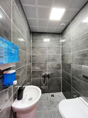 Slippers, towels, soap, shampoo - Derin Park Hotel (Sanliurfa)