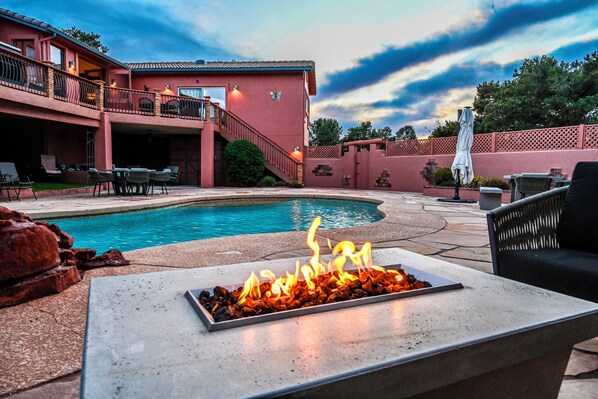 Outdoor pool, a heated pool
