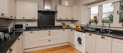 Microwave, oven, dishwasher, toaster
