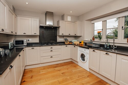 Nixey Cottage - Pet friendly in the Chiltern Hills