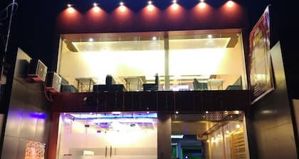 Hotel SS Grand & Multicuisine Restaurant