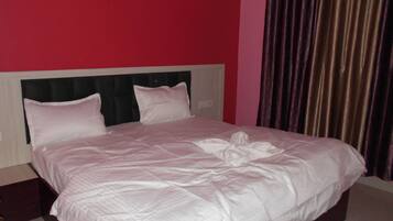 Superior Double Room | Soundproofing, free WiFi