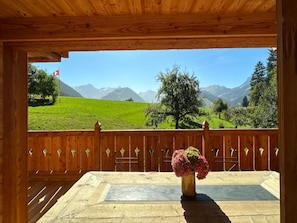 Chalet | View from property - Cosy Chalet With Balcony/terrace (Saanen)