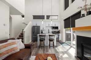 TV, fireplace, stereo, offices - Modern Mountain Townhouse at The Quarry (Whitefish)