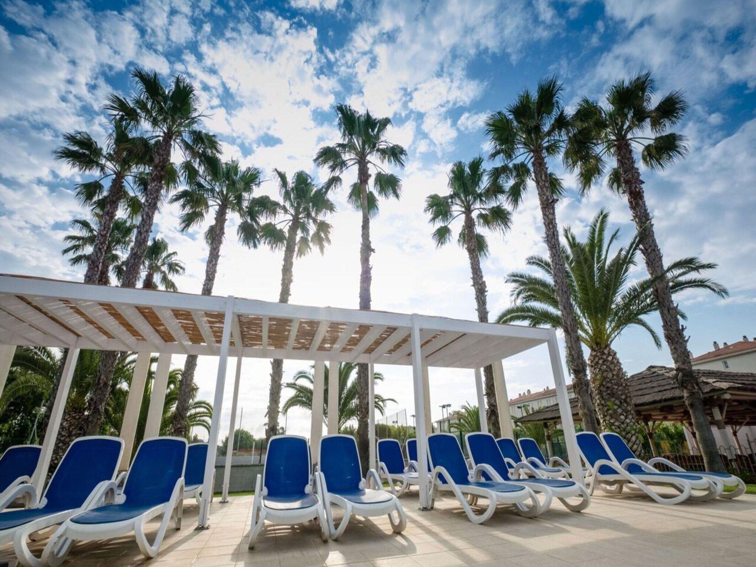 House | Pool | Outdoor pool