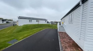 Property grounds - Relax at our lodge with a hot tub and breathtaking views your perfect escape! (Skegness)